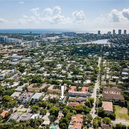 Image 2 - 710 Northeast 15th Avenue, Fort Lauderdale, FL 33304, USA - Townhouse for sale