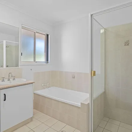 Image 6 - Explorers Way, Highland Park QLD, Australia - Apartment for rent