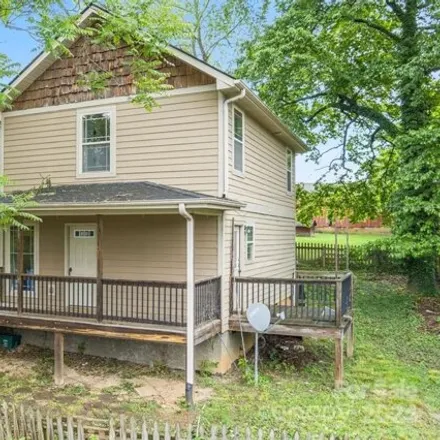 Buy this 3 bed house on 29 Annie Street in Asheville, NC 28806