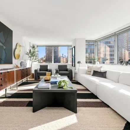 Image 5 - The Phillips Club, 155 West 66th Street, New York, NY 10023, USA - Condo for sale