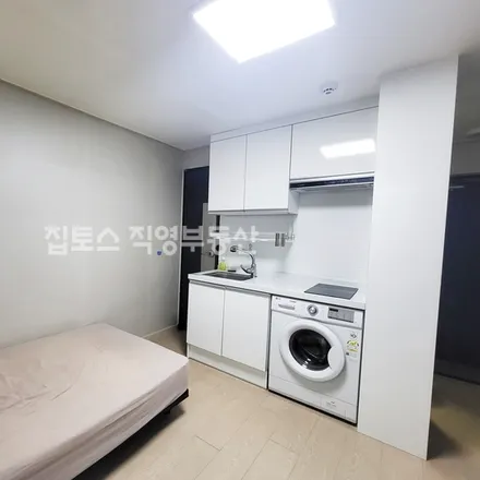 Image 2 - 서울특별시 관악구 신림동 251-62 - Apartment for rent