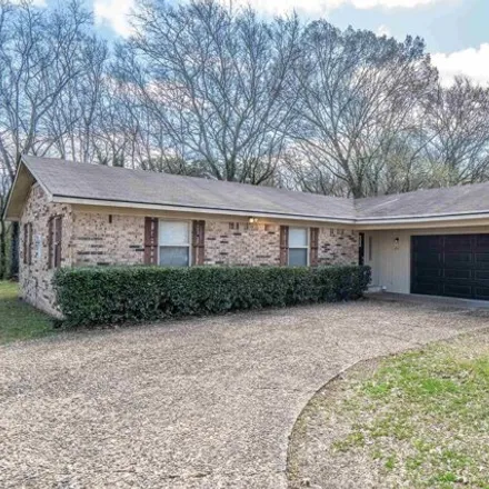 Buy this 3 bed house on 279 Millbranch Court in Hot Springs, AR 71901