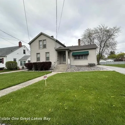 Buy this 3 bed house on 1924 Bay Street in Saginaw, MI 48602