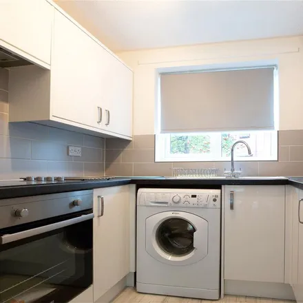 Rent this 1 bed townhouse on 6 Parkgate Court in Chester, CH1 4BP