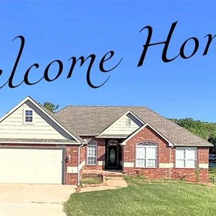 Buy this 6 bed house on 14311 South 264th East Avenue in Coweta, OK 74429