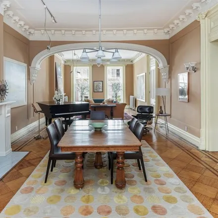 Image 4 - 127 HICKS STREET in Brooklyn Heights - Townhouse for sale