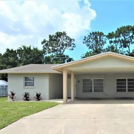 Rent this 2 bed house on 350 Briarwood Rd in Venice, Florida