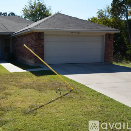 Rent this 3 bed house on 28 Bluebonnet Dr