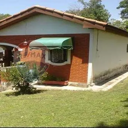 Buy this 5 bed house on Rua Bela Vista in Águas de São Pedro, Região Geográfica Intermediária de Campinas - SP