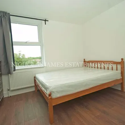 Rent this 2 bed apartment on 157 Wightman Road in London, N4 1DL