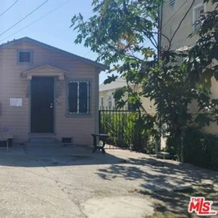 Image 9 - 1294 West 35th Place, Los Angeles, CA 90007, USA - House for sale