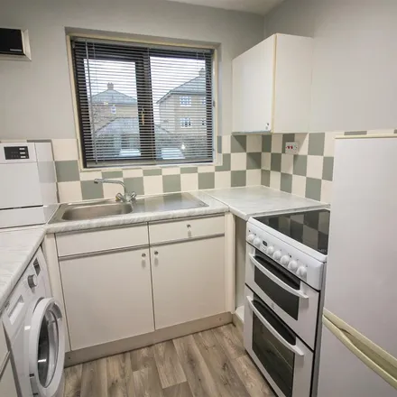 Image 6 - Ladywell Prospect, Lower Sheering, CM21 9PT, United Kingdom - Apartment for rent