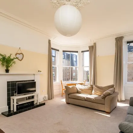 Rent this 4 bed apartment on Cheryl Irvine in 20 Argyle Place, City of Edinburgh