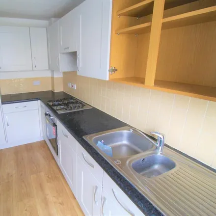Image 3 - Limewood Close, Helmshore, BB4 4HZ, United Kingdom - Townhouse for rent