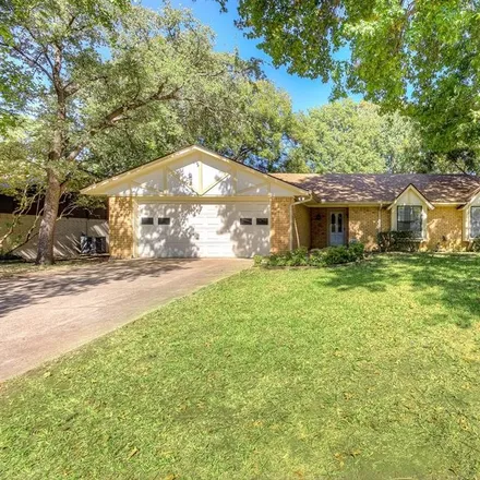 Buy this 3 bed house on 2828 Canyon Drive in Grapevine, TX 76051