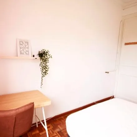 Image 4 - Carrer de Calàbria, 98 B, 08001 Barcelona, Spain - Room for rent