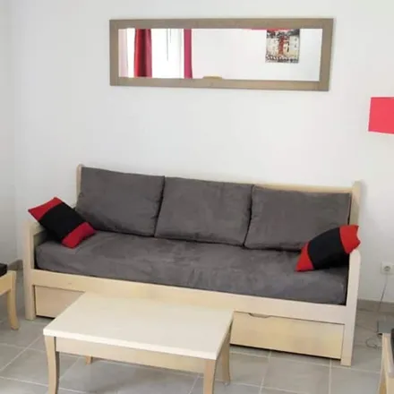 Rent this 3 bed apartment on 24290 Montignac-Lascaux