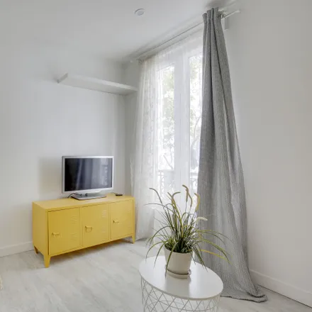 Image 2 - 8 Rue Bouin, 92700 Colombes, France - Apartment for rent