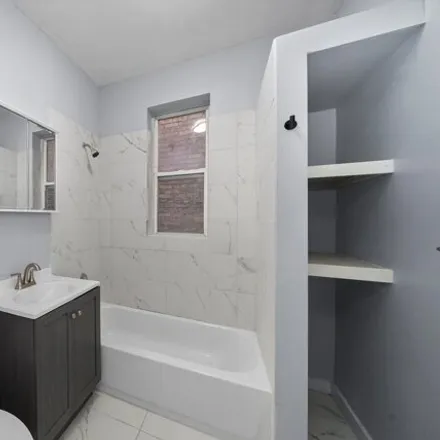 Image 8 - 1036 North Springfield Avenue, Chicago, IL 60651, USA - House for sale