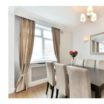 Image 6 - Wellesley Court, Abercorn Place, London, NW8 9XU, United Kingdom - Apartment for sale