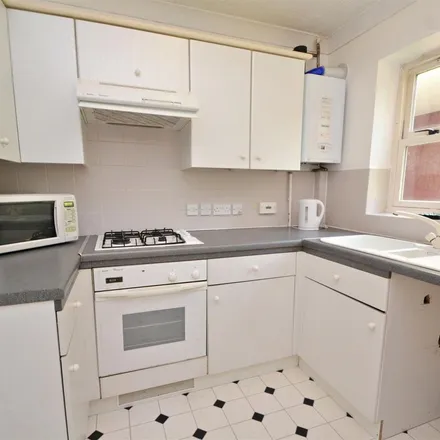 Image 7 - Greenfinch Close, Bournemouth, Christchurch and Poole, BH17 7UL, United Kingdom - Townhouse for rent