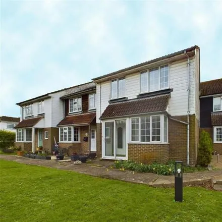 Buy this 3 bed townhouse on unnamed road in Pevensey, BN24 5LA