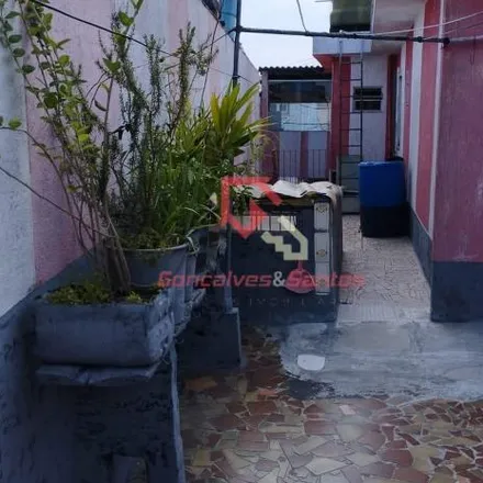 Buy this 5 bed house on Rua Porto Rico in Parque das Américas, Mauá - SP