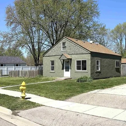 Buy this 3 bed house on 998 Drexel Boulevard in Machesney Park, IL 61115