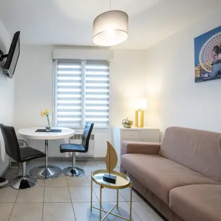 Rent this 1 bed apartment on 3 Rue Étienne Rognon in 69007 Lyon, France