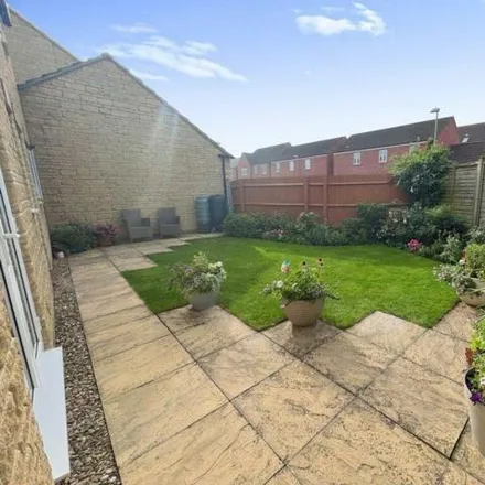 Image 7 - Sanders Close, Stratton St Margaret, SN2 7AE, United Kingdom - Townhouse for sale