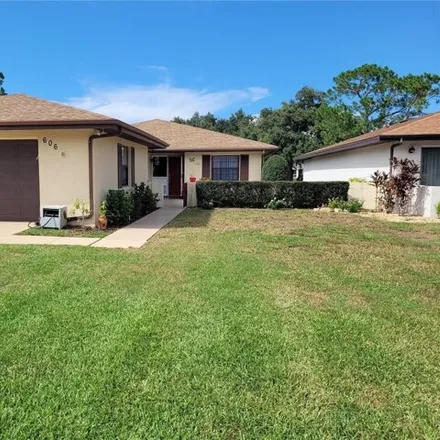 Rent this 3 bed house on 652 Turnberry Court in Polk County, FL 33884