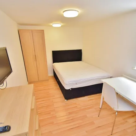 Rent this 4 bed apartment on Beggars Lane in Winchester, SO23 0HE