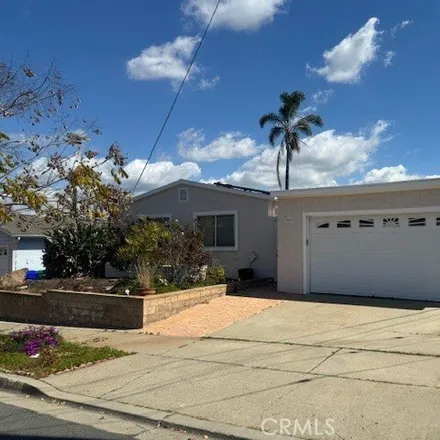 Buy this 3 bed house on 2037 Seagull Lane in San Diego, CA 92123