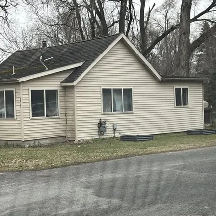 Buy this 3 bed house on 716 North 7th Street in Greenville, MI 48838