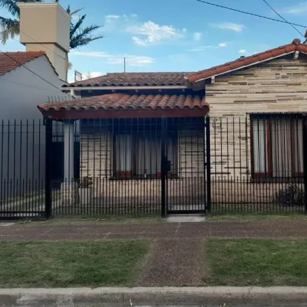 Image 2 - Mariano Moreno, Bernal Este, Bernal, Argentina - House for rent