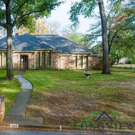 Buy this 4 bed house on 628 Woodway Street in Kilgore, TX 75662