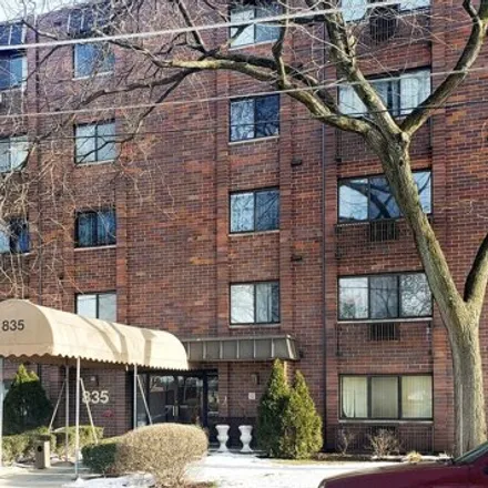 Rent this 1 bed condo on 835 Pearson Street in Des Plaines, IL 60016
