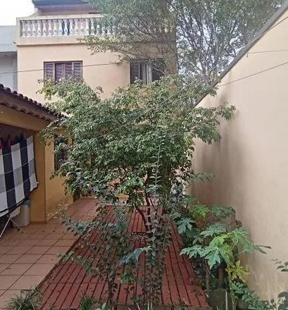 Buy this 3 bed house on Rua Ribeiro de Barros 183 in Bairro Siciliano, São Paulo - SP