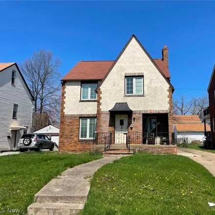 Buy this 3 bed house on 3597 Berkeley Road in Cleveland Heights, OH 44118