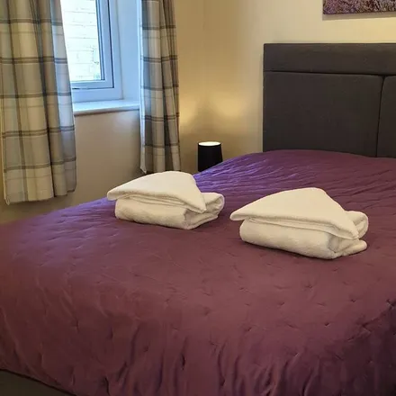Rent this 2 bed house on Kirklees in HD3 3HU, United Kingdom