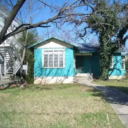 Rent this studio apartment on 704 West 34th Street in Austin, TX 78703