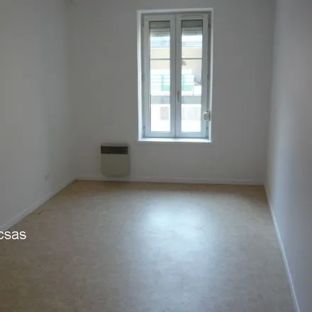 Image 7 - Square Robert Schuman, 57100 Thionville, France - Apartment for rent