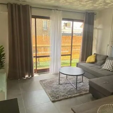Rent this 2 bed apartment on Avenue Bobby Sands in 77500 Chelles, France