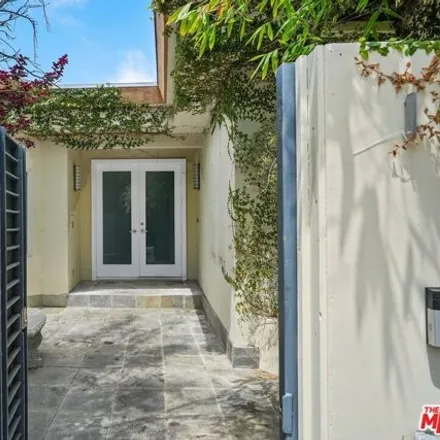 Image 4 - 1991 Stradella Rd, Los Angeles, California, 90077 - House for sale