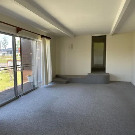 Image 8 - Short Street, Cessnock NSW 2325, Australia - Apartment for rent