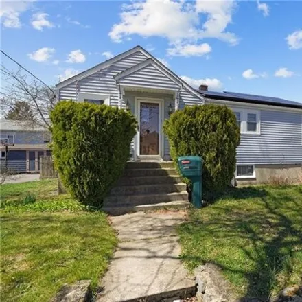Buy this 3 bed house on 125 Berkeley Street in East Providence, RI 02914