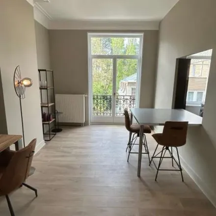 Rent this 1 bed apartment on Avenue du Bois de la Cambre - Terkamerenboslaan 100 in 1050 Ixelles - Elsene, Belgium