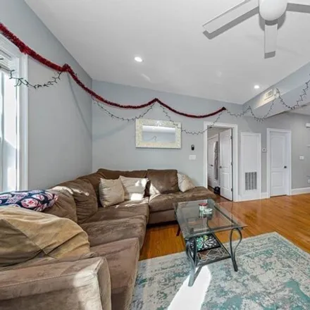 Image 2 - 4 Sumner Street, Boston, MA 02125, USA - Apartment for rent