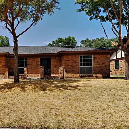Buy this 3 bed house on 6201 Onyx Drive North in North Richland Hills, TX 76180