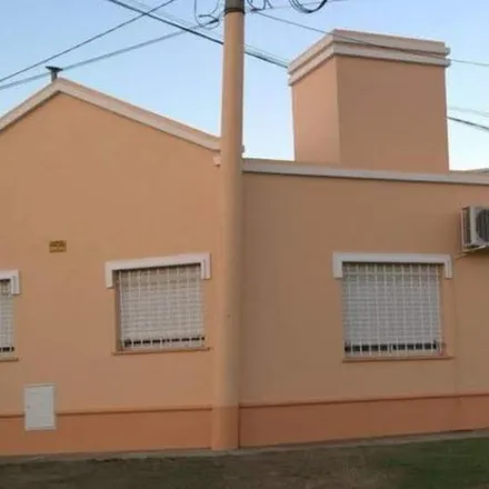 Buy this 2 bed house on 12 de Octubre 2500 in Villa Floresta, B8003 APV Bahía Blanca
